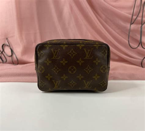 louis vuitton trousse 18|Louis Vuitton Trousse 18.